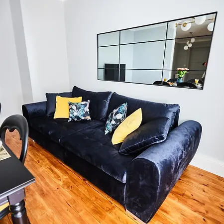 Apartment Art Deco Dla 6 Osob Chorzow/katowice 6b Chorzow