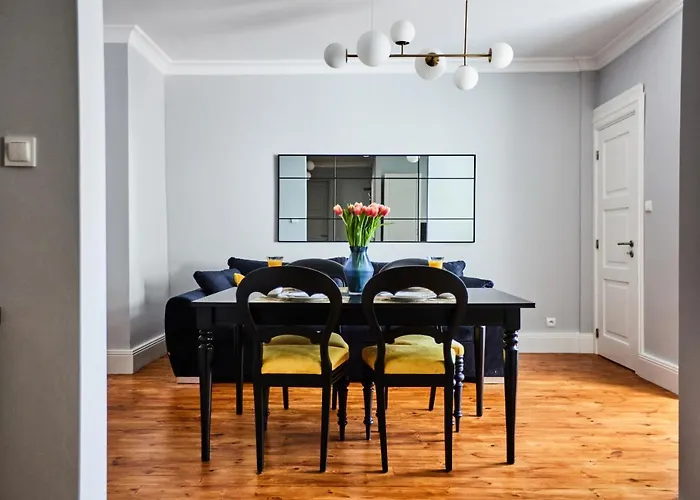 Art Deco Dla 6 Osob Chorzow/katowice 6b Apartment Chorzow